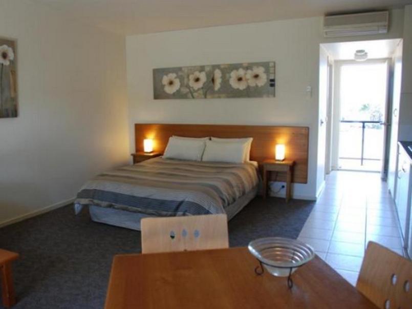 Metung Waters Motel And Apartments ภายนอก รูปภาพ