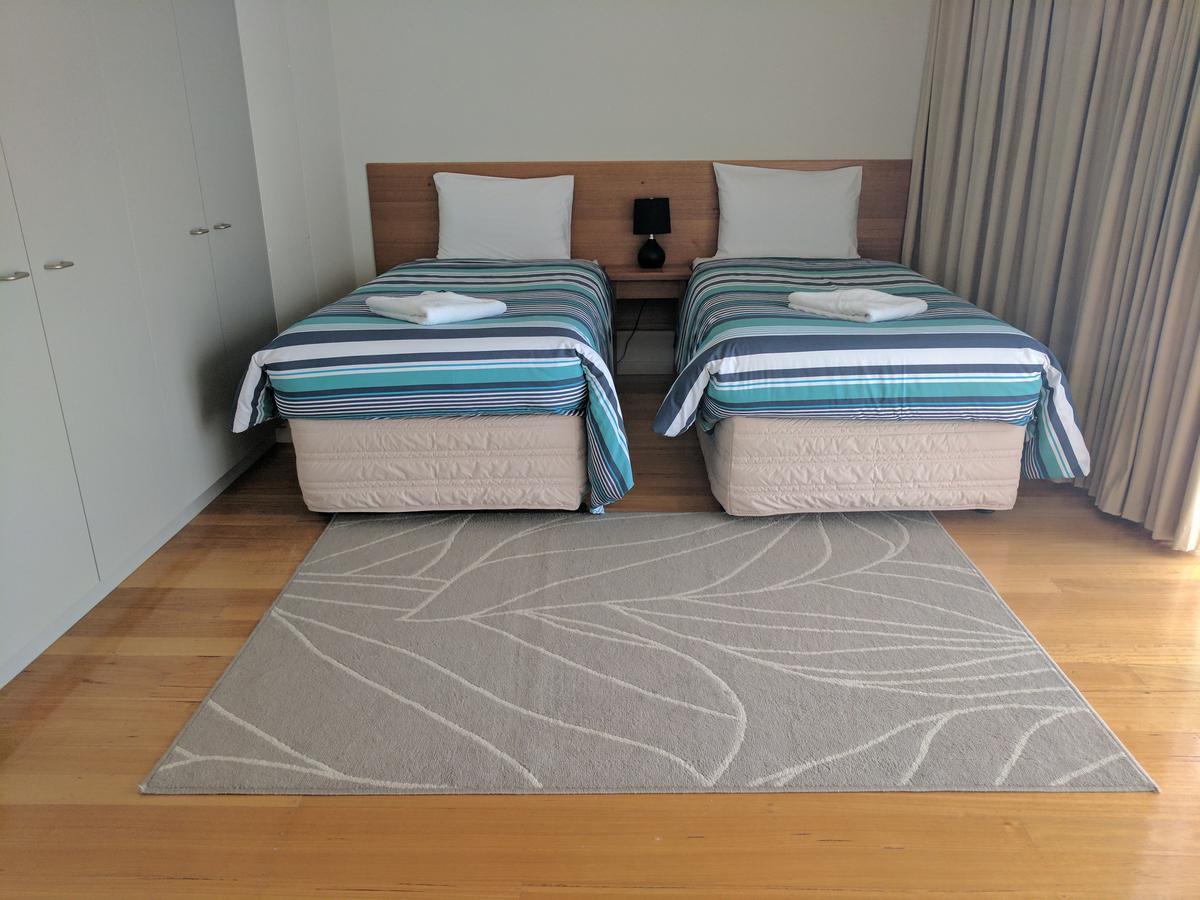 Metung Waters Motel And Apartments ภายนอก รูปภาพ